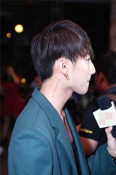 Những hình xăm giống nhau của Sơn Tùng và G-Dragon