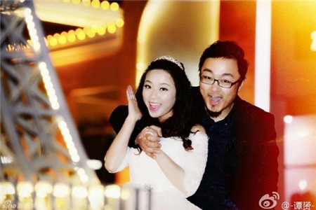 Ca sĩ Trung Quốc Đàm Vân cùng vợ mang bầu qua đời do tai nạn xe hơi 2