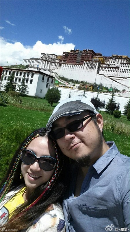 Ca sĩ Trung Quốc Đàm Vân cùng vợ mang bầu qua đời do tai nạn xe hơi 5