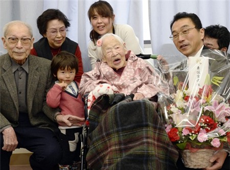 Cụ bà cao tuổi nhất thế giới đón sinh nhật lần thứ 117