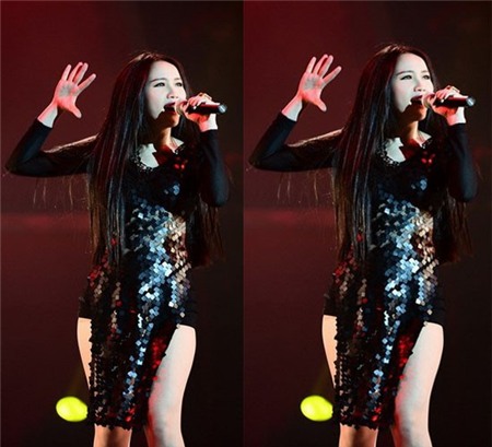 Phần vạt áo bóng, dài thượt khiến Bảo Thy trở nên rối rắm.