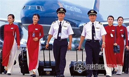 Hồng Quế khen đồng phục mới của Vietnam Airlines 5