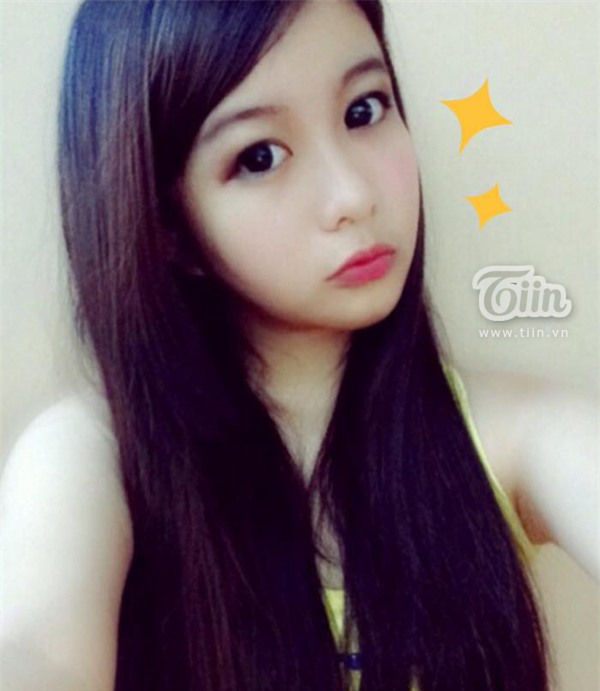 Nữ sinh Đồng Tháp nổi như cồn nhờ gương mặt giống búp bê