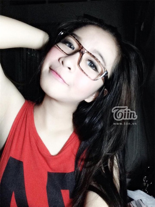 Nữ sinh Đồng Tháp nổi như cồn nhờ gương mặt giống búp bê