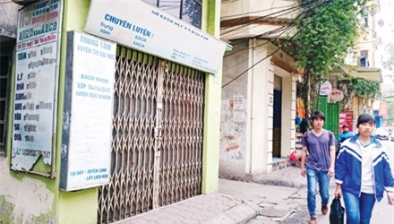 Teo tóp lò luyện thi đại học - 1