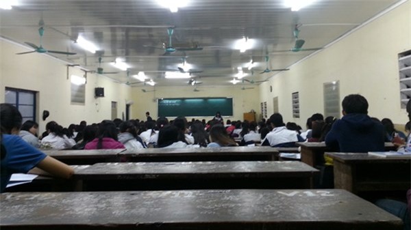Teo tóp lò luyện thi đại học - 2