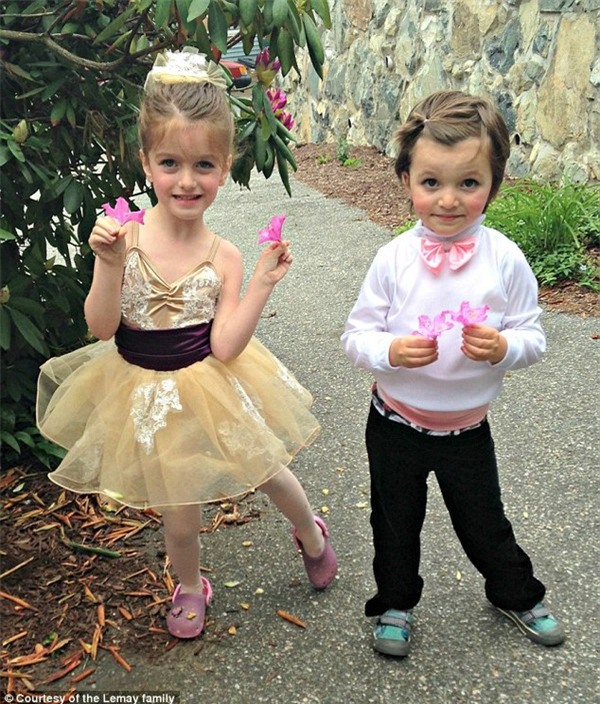 Bé gái 5 tuổi được phẫu thuật chuyển giới thành bé trai 3