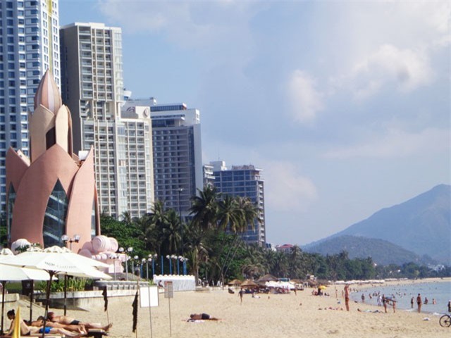 5 bãi tắm tuyệt đẹp ở Nha Trang