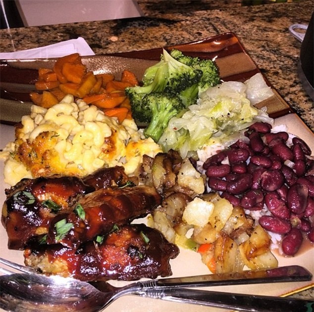 Khám phá bữa ăn yêu thích của ‘độc cô cầu bại’ Mayweather