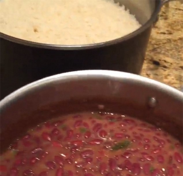 Khám phá bữa ăn yêu thích của ‘độc cô cầu bại’ Mayweather