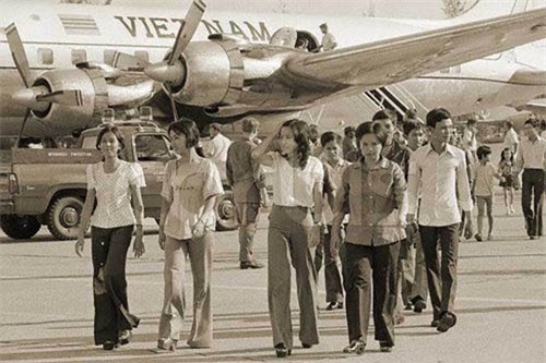 xu hướng, thời trang, quần ống loe