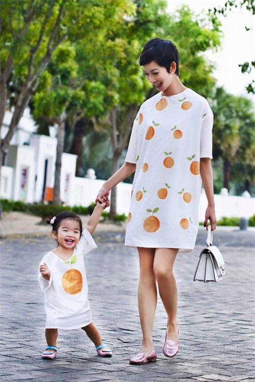 Thời trang mẹ và bé “chất” nhất showbiz Việt - 8