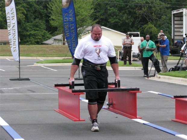 Brian Shaw giành giải Người đàn ông khỏe nhất hành tinh 2015