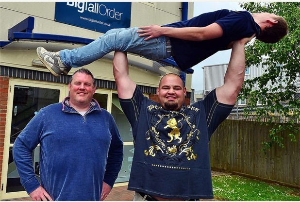 Brian Shaw giành giải Người đàn ông khỏe nhất hành tinh 2015