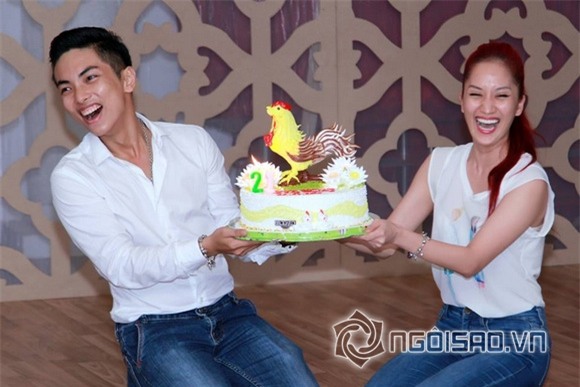 Khánh Thi được chụp ảnh 3