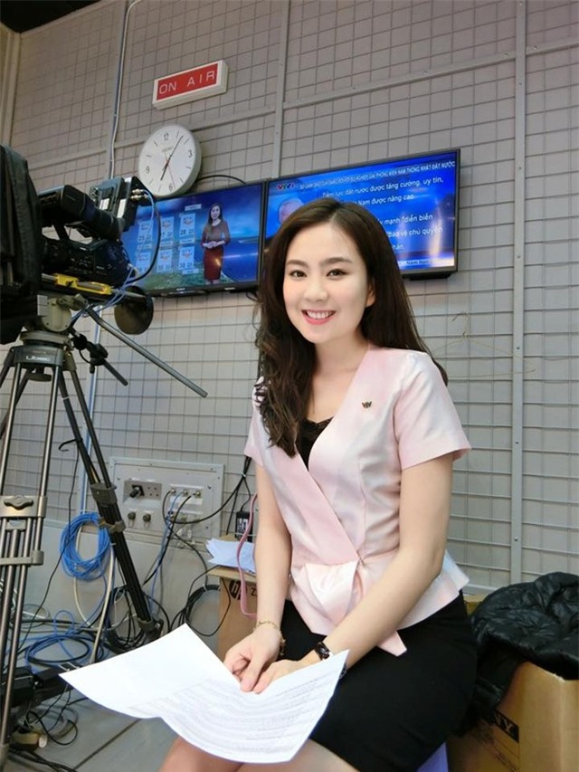 Kỳ nghỉ lễ không giống ai của các MC, BTV truyền hình