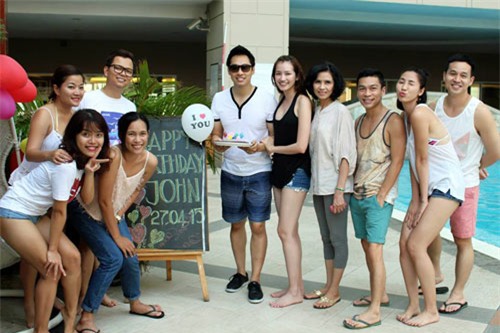 Trúc Diễm tự tay chuẩn bị tiệc sinh nhật cho chồng - 7