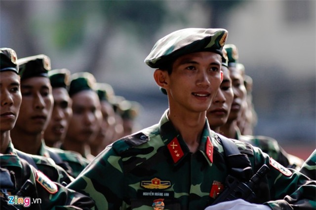 Lực lượng vũ trang hùng tráng trong lễ diễu binh 30/4