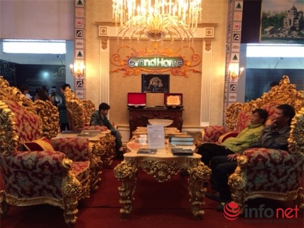 bàn ghế, gỗ sưa, gập ngụ, siêu giường, Minh Sâm, bộ ghế, chiếc giường