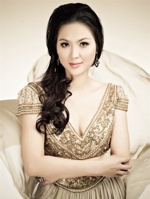 Sao Việt ứng xử với ly hôn: Kẻ náo loạn, người chìm sâu... - 2