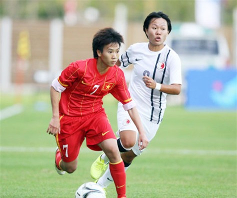 Khai mac giai bong da nu DNA 2015 Viet Nam dat muc tieu vo dich hinh anh