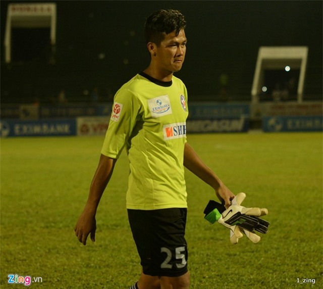 Thủ môn Lê Văn Hưng lần đầu được triệu tập lên đội tuyển Việt Nam dưới thời HLV Miura.