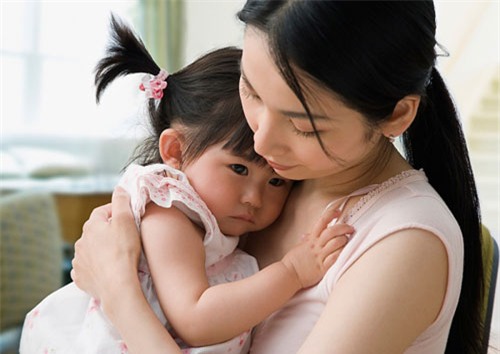 Có thai trước cưới, tôi bị mẹ chồng gọi là “giống ngắn ngày”