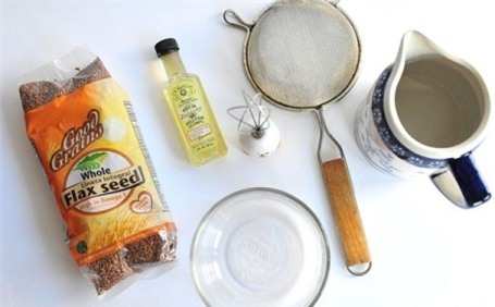 Tự làm gel dưỡng tóc tại nhà từ hạt lanh - 1