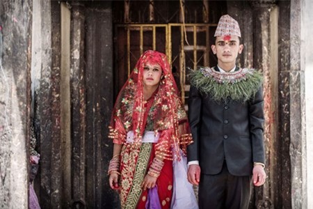 Nepal: Nhung dam cuoi giua long dong dat kinh hoang