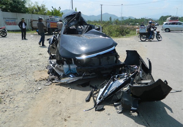 tai nạn, thảm khốc, Đà Nẵng, tử vong, nạn nhân, 7 người, ô tô