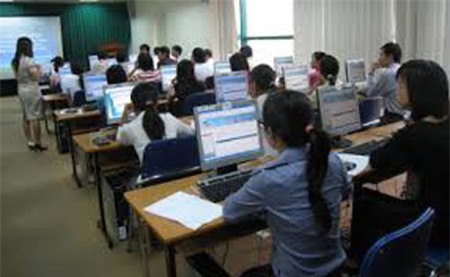 Thủ khoa trượt công chức: Thủ tục hành chính cản nhân tài? - 1