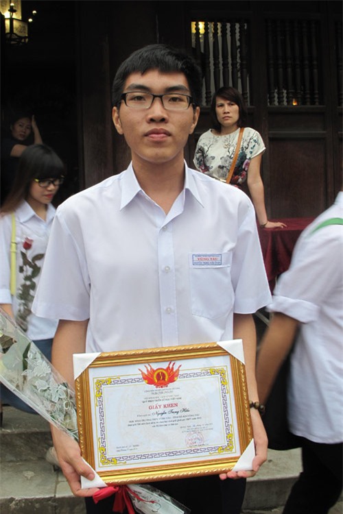 Học sinh giỏi quốc gia bày cách học tốt môn Sử - 2