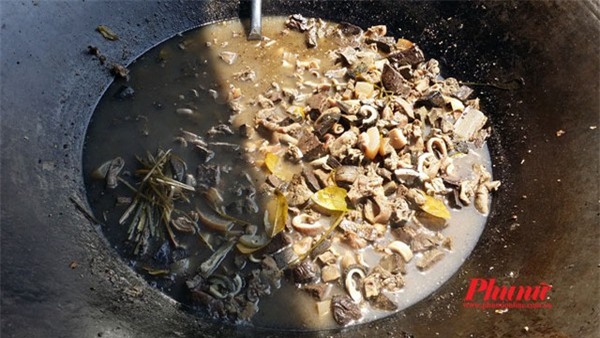 Lào Cai, mận hậu, thắng cố