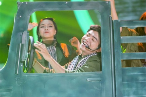 Thanh Duy giành 100 triệu nhờ đóng giả Lệ Quyên - 13