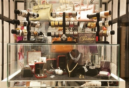 Jamie Chua. cuộc sống xa hoa, hàng hiệu, túi Hermes, cựu tiếp viên hàng không, cuộc-sống-xa-hoa, hàng-hiệu, túi-Hermes, tiếp-viên-hàng-không, instagram,