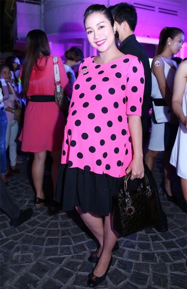 Sao Việt mang bầu cuối thai kỳ vẫn sành điệu dự sự kiện