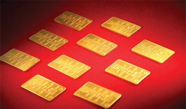 Từ giữa năm 2014 đến nay, trong tác động giảm giá của vàng đều có yếu tố song hành là giá dầu thế giới giảm.