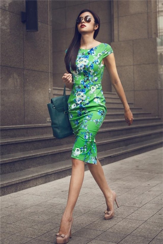 5 mỹ nữ Việt có gu thời trang "ngoan hiền" nhất - 3