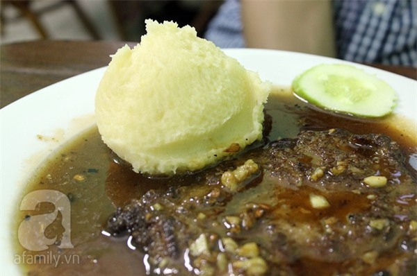 bánh mì bít tết hàng bạc