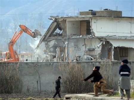 Bao chi My day song vi tiet lo gay soc ve bin Laden