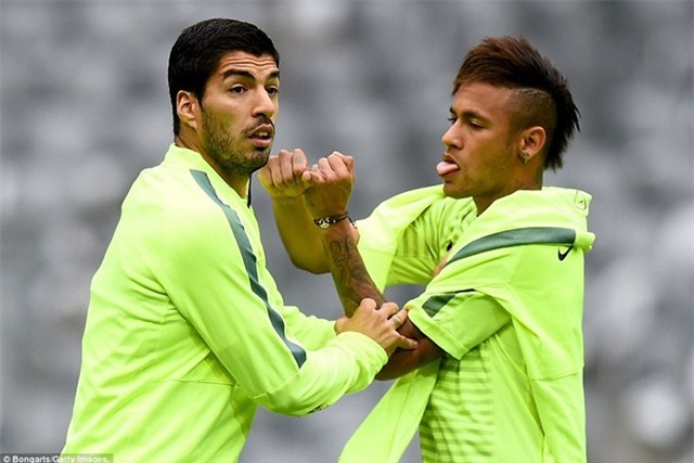 Dàn sao Barca sành điệu tới Munich