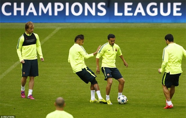 Dàn sao Barca sành điệu tới Munich