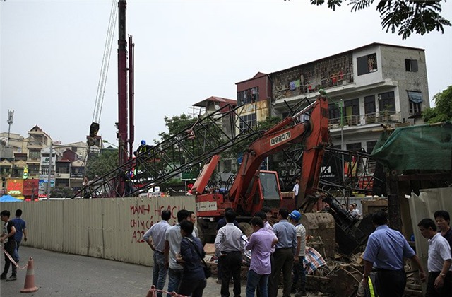 Cầu Giấy, cần cẩu, thai phụ