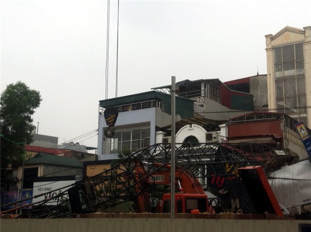 Cầu Giấy, cần cẩu, thai phụ