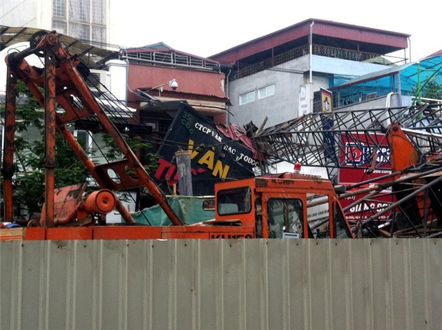 cần cẩu; sập; đường sắt; đô thị