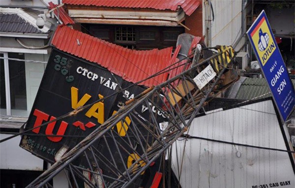 cần cẩu; sập; đường sắt; đô thị