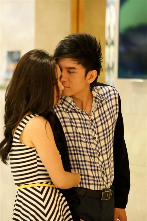 Khi vợ chồng sao Việt sống xa nhau - người hạnh phúc tràn trề, kẻ tan đàn xẻ nghé 0