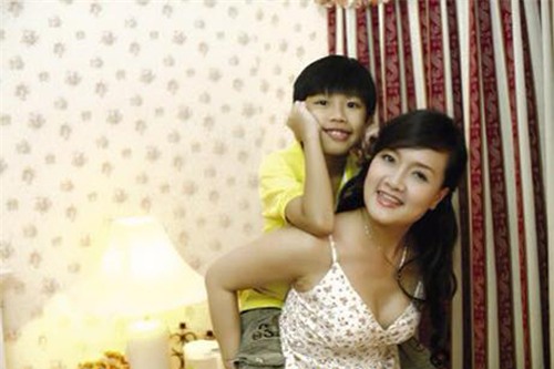 Khi vợ chồng sao Việt sống xa nhau - người hạnh phúc tràn trề, kẻ tan đàn xẻ nghé 0