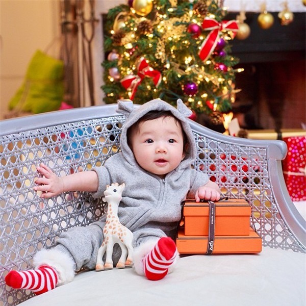 con gái stylist nini