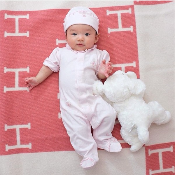 con gái stylist nini